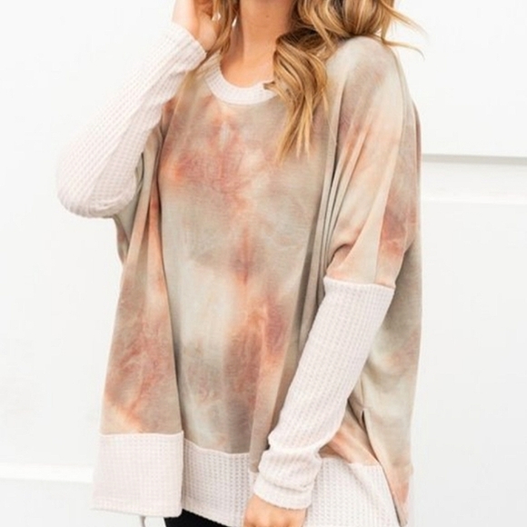 🆕🌿OVERSIZED TIE DYE SWEATER🌿 - Picture 2 of 8